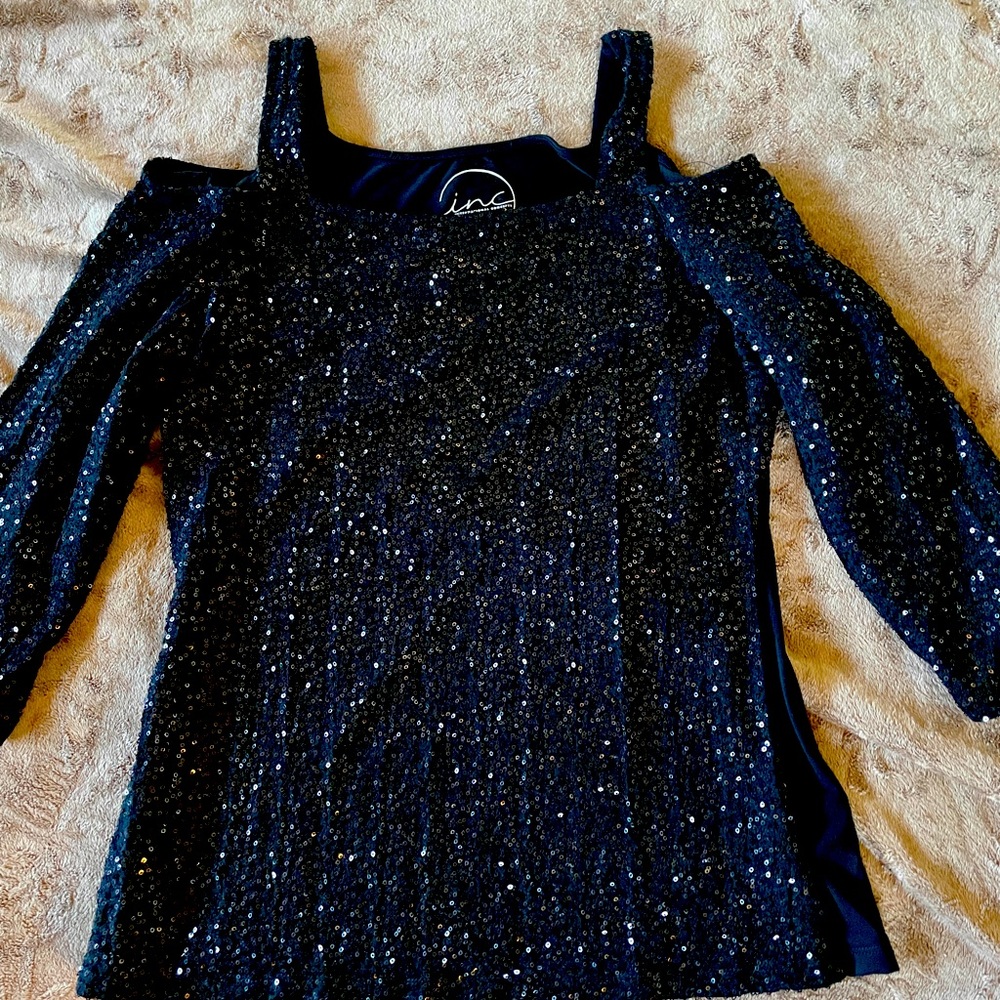 Off the shoulder sequence black medium/large